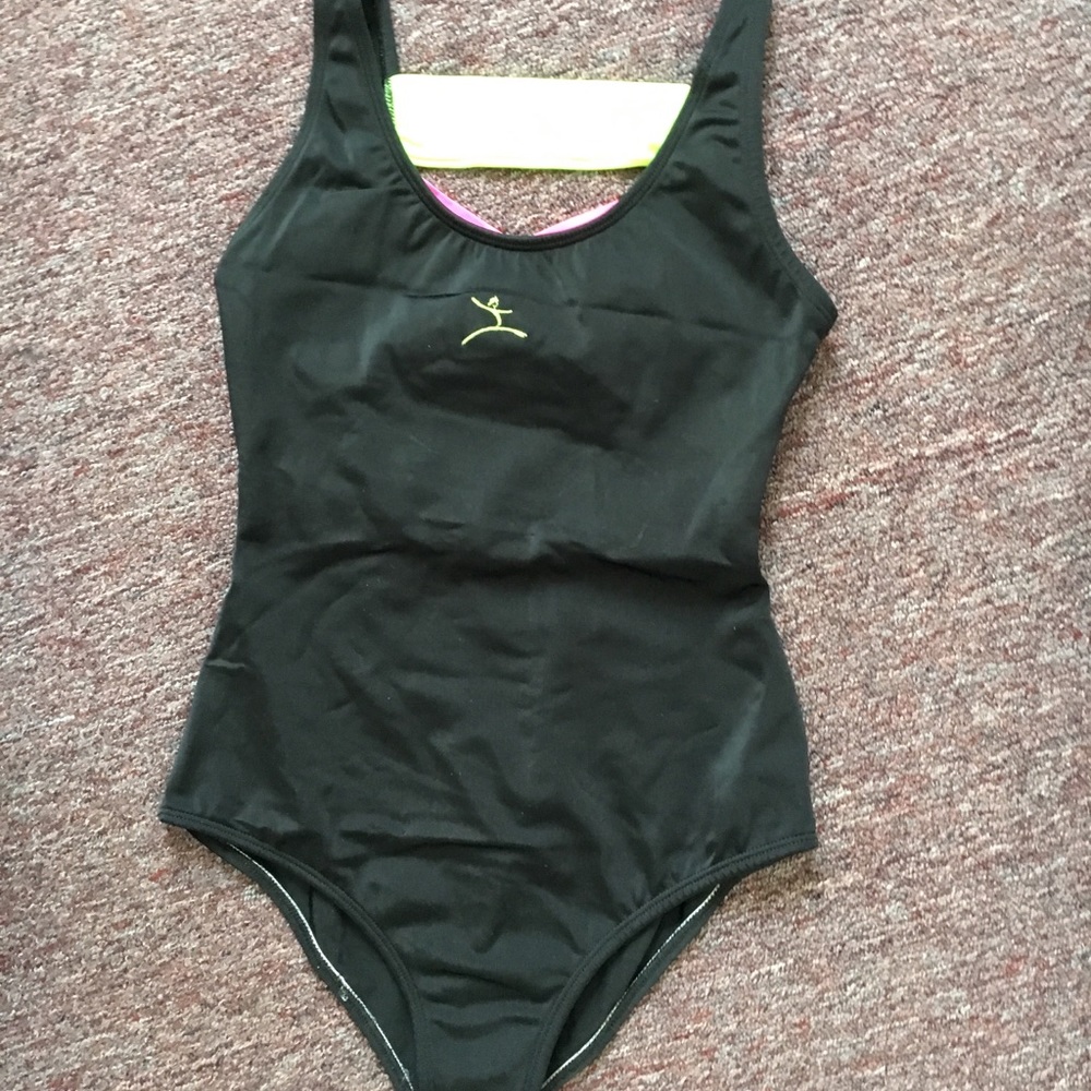 Black leotard - back style
